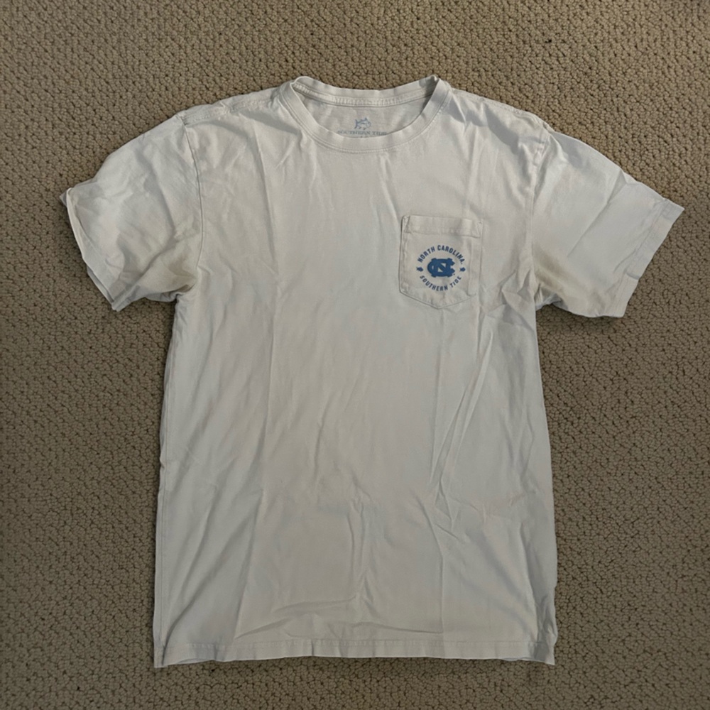 Southern Tide White University of North Carolina Short Sleeve T-Shirt, Size S